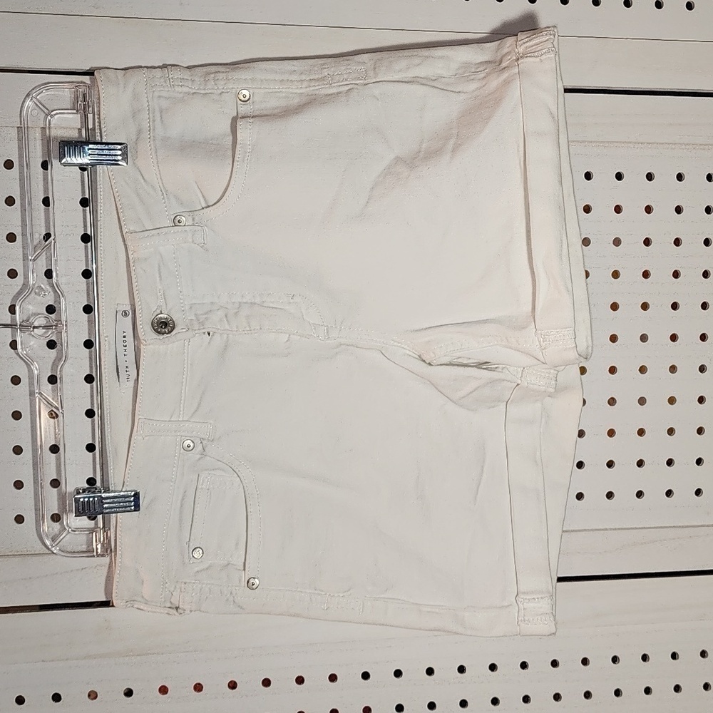 Truth & Theory White Stretch Jean Shorts Size 8 P
